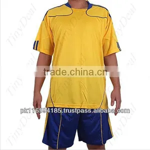 Good Quality Men's Custom Polyester Cool Max Soccer Wear thumbnail-1