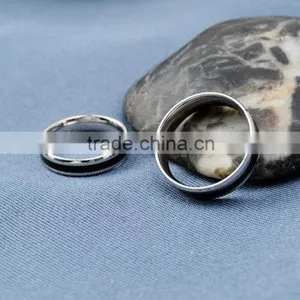 New Design Couple Rings 316l Stainless Steel Jewelry Wedding Rings thumbnail-3
