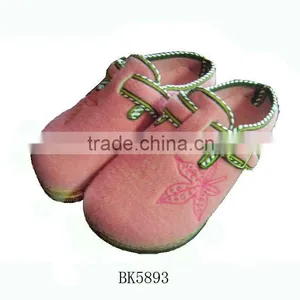 Soft Wooden / Simple Cork Slipper thumbnail-3