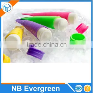 Flexible Durable Silicone Popsicle Mold Snack Cup Ice Pop Mold Ice Cream Mold With Attached Lids thumbnail-3