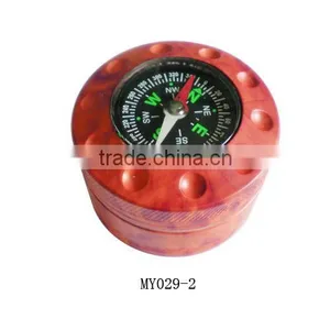 Metal Red Around Cigarette Grinder With Compass thumbnail-1
