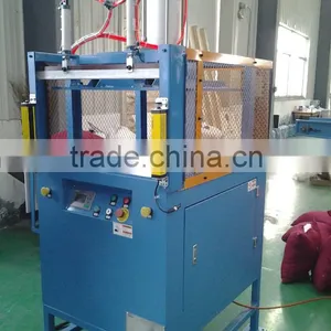 Pillow Packing Machine/ Cushion Packing Machine thumbnail-1