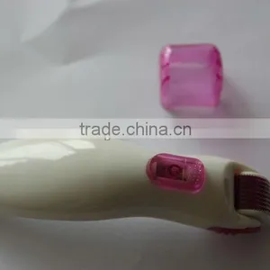 L007 LOGO OEM 540 Needles Beauty Derma Roller for Skin Care thumbnail-1