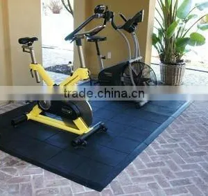 Interlocking Gym Rubber Tile thumbnail-1