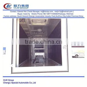 Howo 100 Hp 4*2 Type P10 LED Mobile Advertising Trailer thumbnail-4