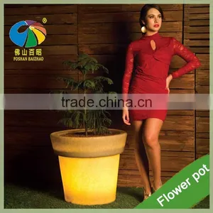 Chinese Suppliers Yellow Flower Vase Colourful Flower Pot Vertical Garden for Restuarant thumbnail-1