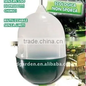 Plastic Outdoor Garden Animal Wasp Trap thumbnail-2