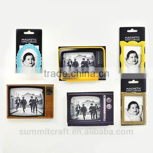 Vintage TV Set Refrigerator Magnet Picture Frame thumbnail-1