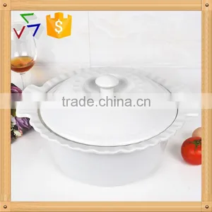 13" Round Porcelain Baking Tray With Lid thumbnail-1