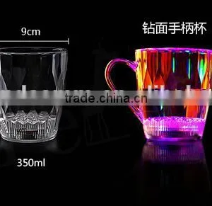 2016super Deal Creative Flash Luminescence Induction Octagonal Glow Cup Luminous Cup for Celebration Club Bars Free Shipping thumbnail-3
