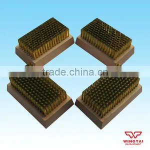 Brass Wire Brush thumbnail-1