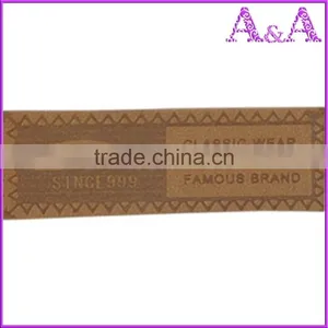 High End Ink Filled Deboss Embossed Garment PU Leather Labels for Jeans thumbnail-3