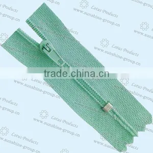 Wholesale China Manufacturer Brand Nylon Invisible Clothing Zipper 005 thumbnail-2