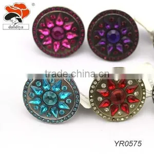Round the Sun Shaped Alloy Ring With a Diamond thumbnail-1