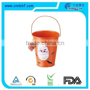 Tin Plate Bucket With Hollow for Candle thumbnail-1