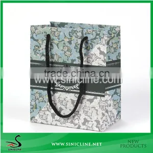 Sinicline High Quality Design Printed Paper Lady Shopping Bag With String thumbnail-1