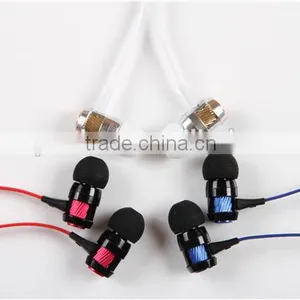 3.5mm Plug In-ear Silicone Earphone With Mic thumbnail-2