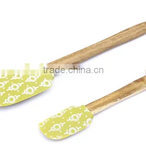 New Product Wood Handle Silcone Spatula thumbnail-6