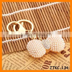 2014 Exquisite Pearl Bow Key Chain, Gift Bag Pendant ZTKC-134 thumbnail-1