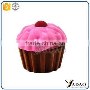 Cake Shape Flocking Velvet Jewelry Boxes Packaging thumbnail-5