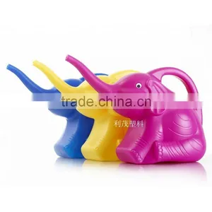 Kids Plastic Elephant Eco-friendly Watering Pots thumbnail-1