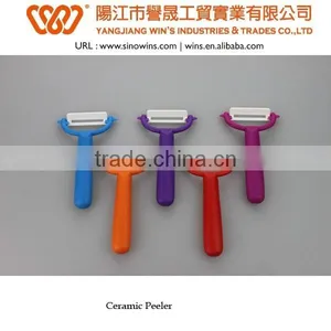 Plastic Handle Miracle Peeler With Ceramic Blade thumbnail-1