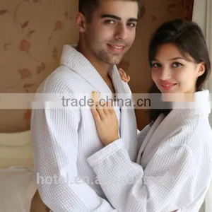 Fashion Wearable Waffle Bathrobe for Spa thumbnail-2