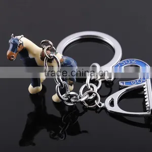 Wholesale Metal Zinc Alloy Watching Horses Keychain thumbnail-1