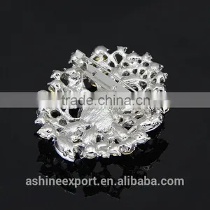 Cheap Elegant Bridal Hollow Bulk Crystal Flower Rhinestone Brooch/handmade Rhinestone Brooch thumbnail-4