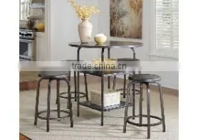 Outdoor Metal Garden Table and Chair thumbnail-1