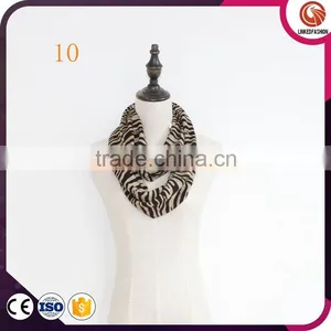 Wholesale Leopard Infinity Scarf Fleece Snood Custom Scarf Soft Polar Heated Scarf Manufacturers thumbnail-5