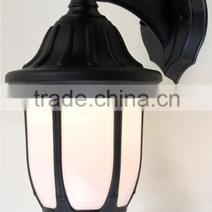 P211 Garden Lantern Outdoor Light,plastic E27 Lampholder Energy Saving Lamp IP44 thumbnail-3