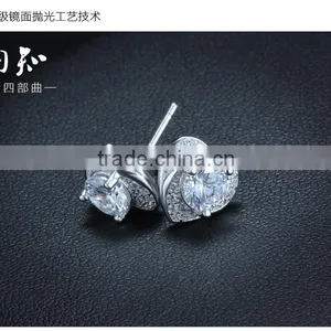 925 Sterling Silver Heart Micro Zircon Ear Studs With Paving Setting thumbnail-2