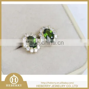 Stud Crystal Earring Double Side in Diopside Jewelry for VIP Customer thumbnail-6