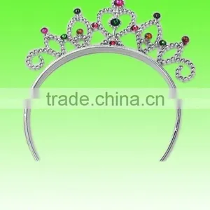 Plastic Party Crown thumbnail-1
