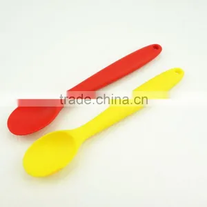 16053 Baby Silicone Feeding Spoon thumbnail-6