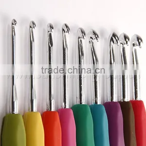 New Design High Quality Soft Handle TPR Crochet Hook thumbnail-2
