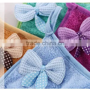 From China Textile Manufactory Large Supply Coral Velvet Fabric Cheap Colorful Custom Printed Hand Towels thumbnail-5