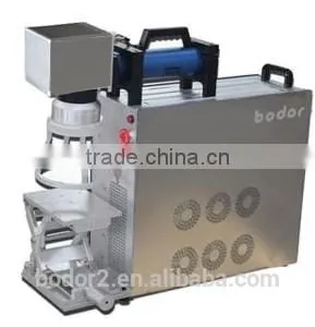 Hand-hold Fiber Laser Marking Machine For Metal or Non-metal thumbnail-1