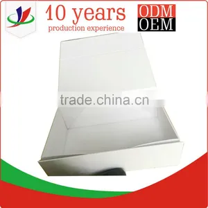 Empty Magnetic Closure Gift Box thumbnail-4