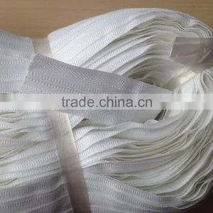 White Long Chain Nylon Zipper thumbnail-4