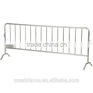 Fully Hot Dipped Galvanized Steel Tube Vertical for Large Areas Crowd Control Barriers thumbnail-4