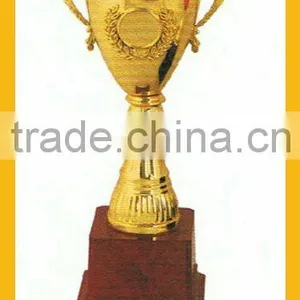 Plastic Trophy/HB4027 thumbnail-1