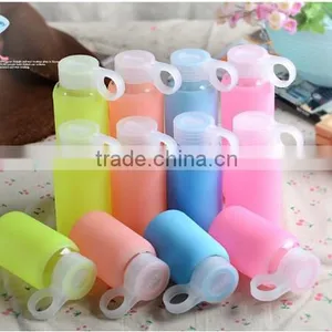Colorful High Borosilicate Glass Water Bottle With Silicone Sleeve and Handle thumbnail-1