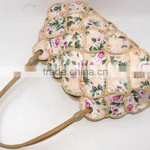 Latest Design Woman Handbag Cowhells Material Durable Use Beautiful Color Multifunction thumbnail-2