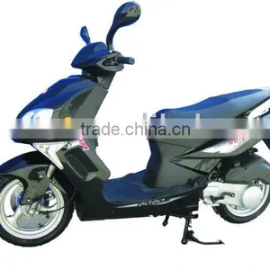 150cc Gas Scooter thumbnail-1