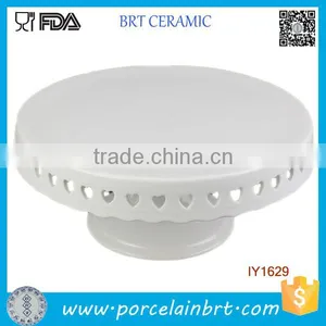 Heart Shape Cut Out Rim Love Symbol Ceramic Cake Stand thumbnail-1