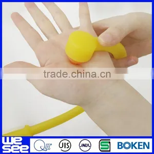 Muscle Wrestling Rolling Stick Vaginal Muscles thumbnail-1