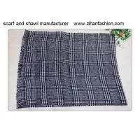 Checked Scarf and Shawl Manufacturer thumbnail-1