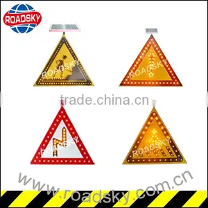 Hazard Warning Aluminum Solar Led Road Sign thumbnail-1